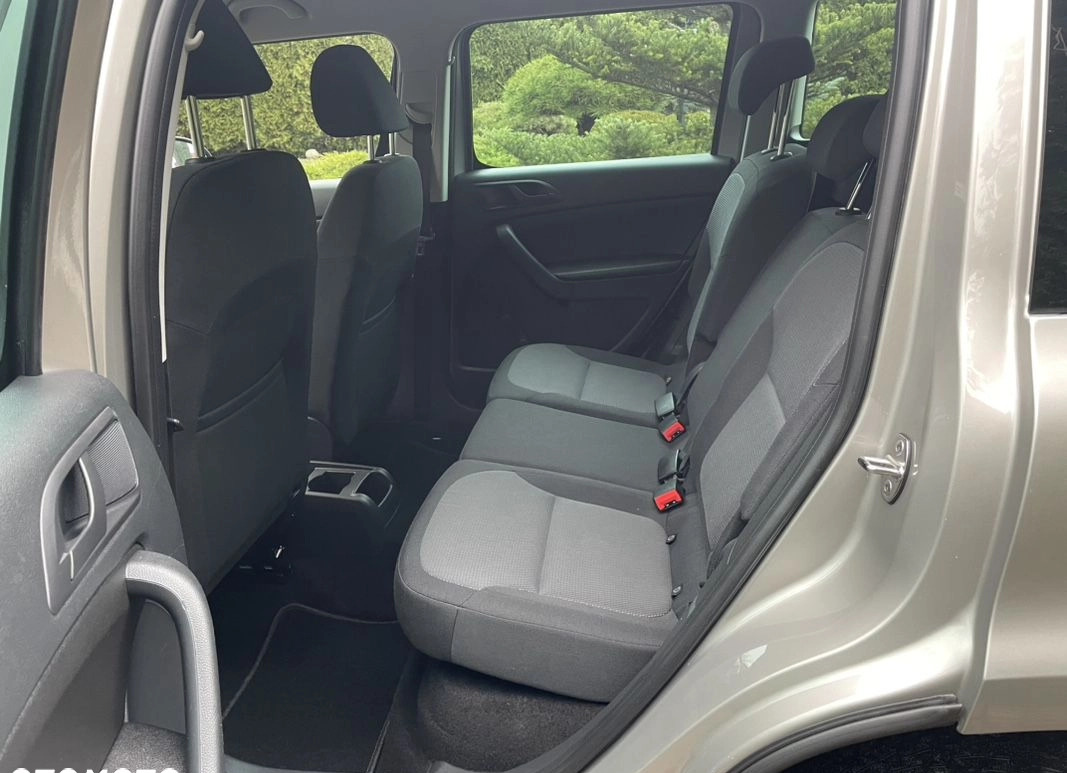 Skoda Yeti cena 39800 przebieg: 174000, rok produkcji 2013 z Strzelce Opolskie małe 562